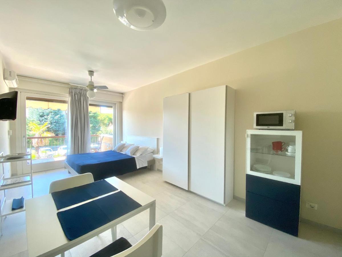 Jolly Apartments 시르미오네 외부 사진