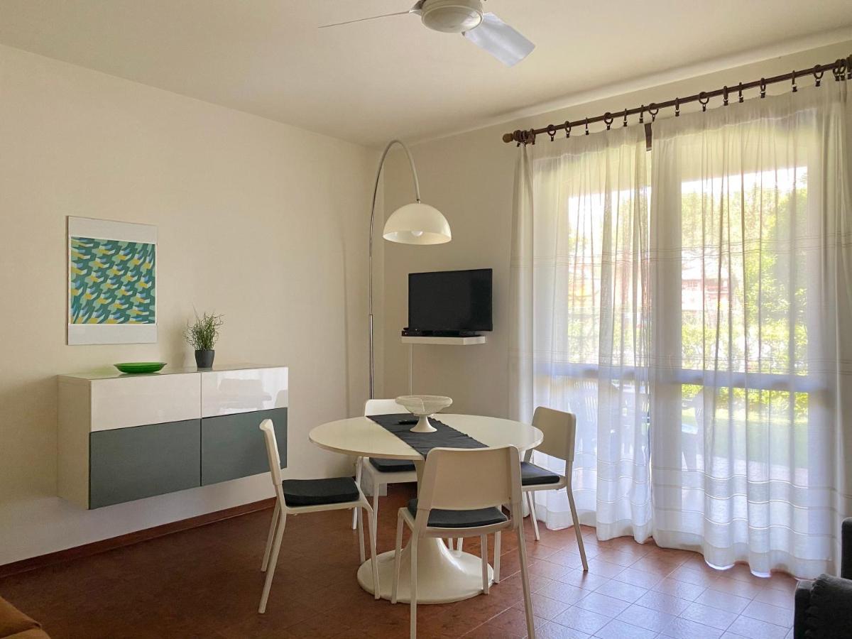 Jolly Apartments 시르미오네 외부 사진